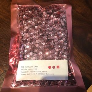 Pat McGrath_lust kit 004 _Vermillion Venom_RARE